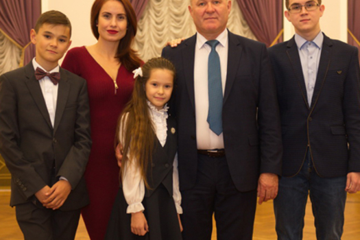 «Директорның эше кадак сайлаудан башлана»