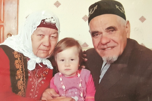 «Җир булмаса, мәчетне үз бакчасына салдырасы иде…»