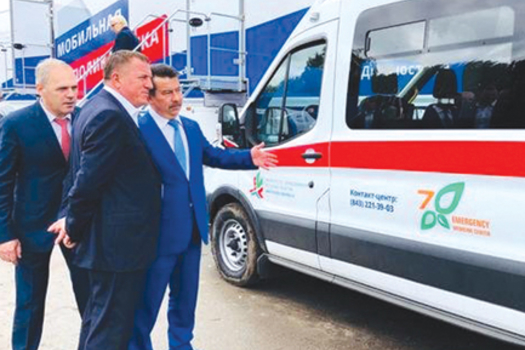 «Авыруларны карарга түгел, кәгазь тутырырга килделәр»