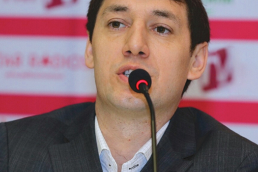 Фирдүс Тямаев: «Безнең иҗатка кысылганчы, «власть» авылларны карасын!»