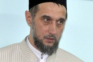 Талип хәзрәт Яруллин: «Динсез ата балалары намазлыкка баса»
